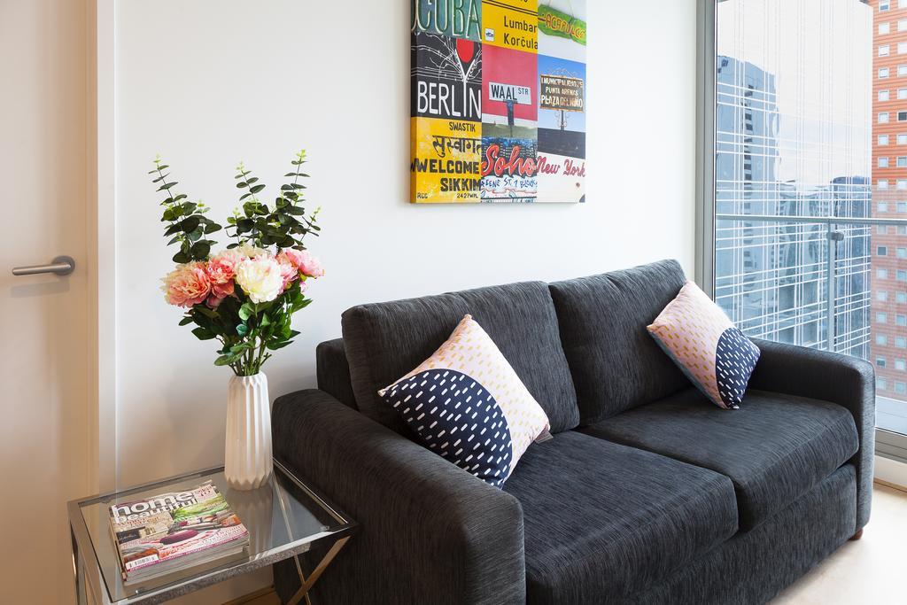 Akom Melbourne Aparthotel Luaran gambar