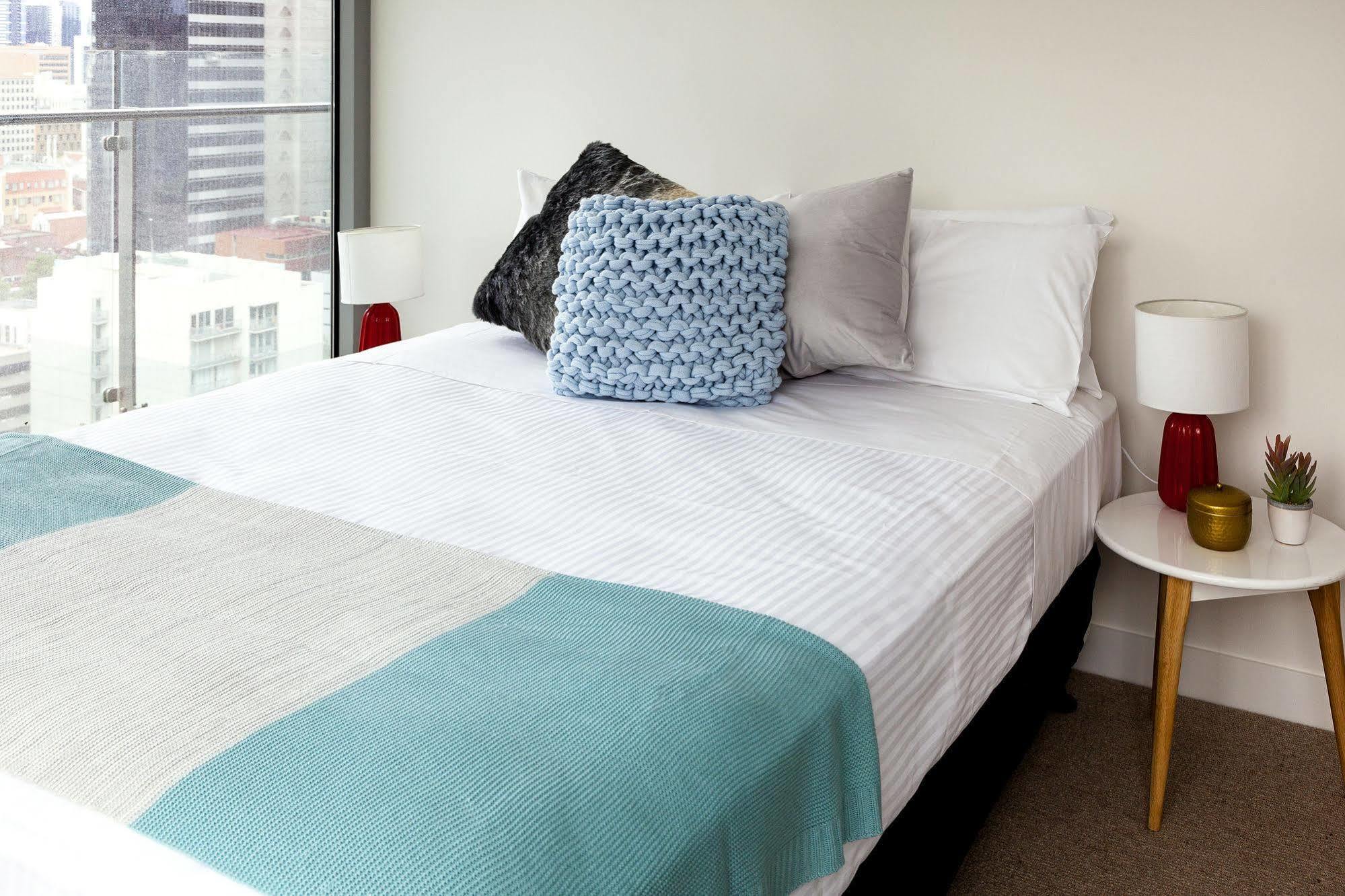 Akom Melbourne Aparthotel Luaran gambar