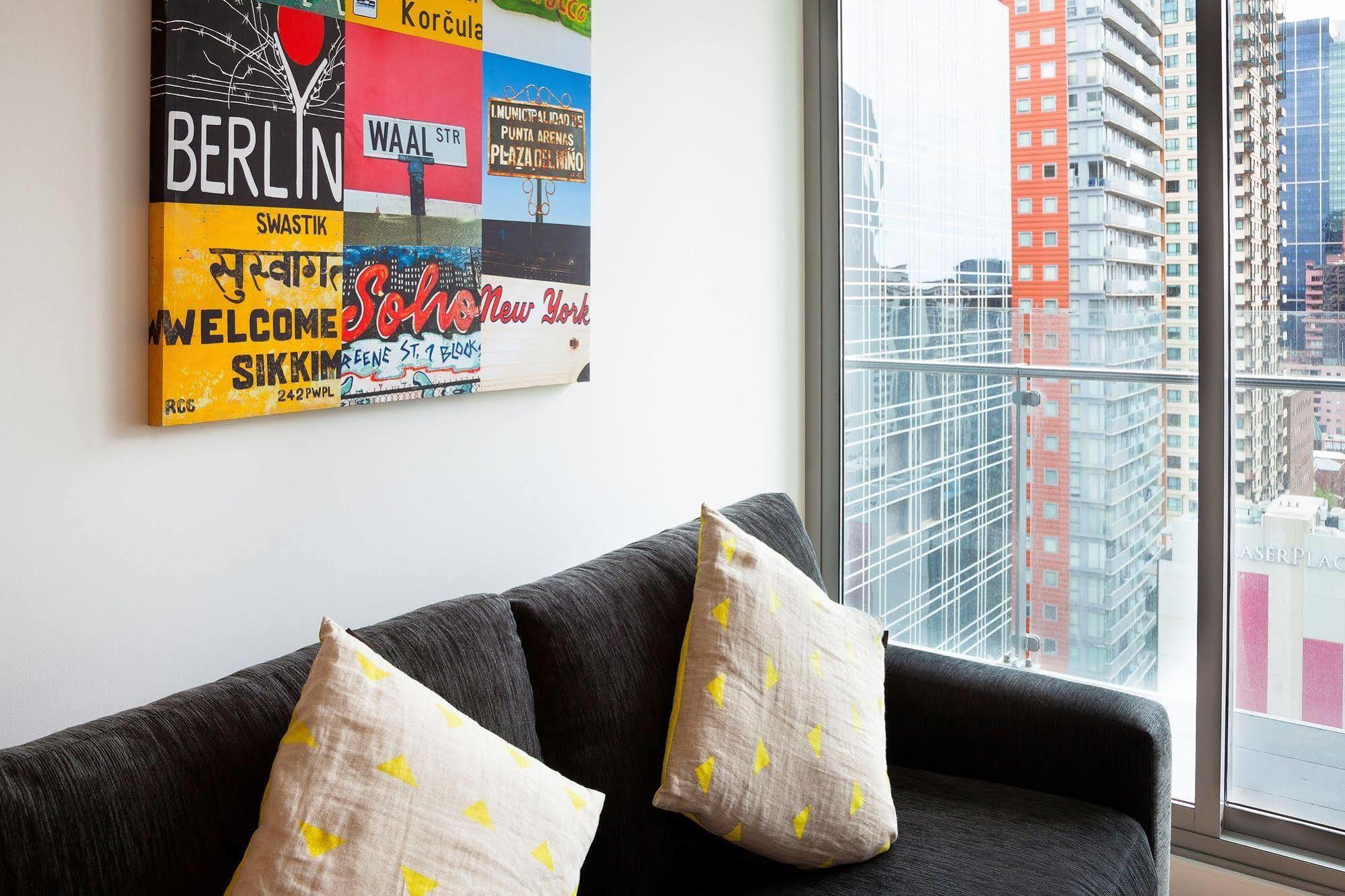 Akom Melbourne Aparthotel Luaran gambar